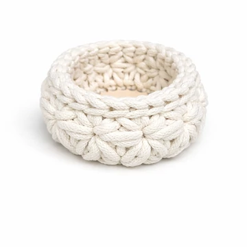 Ekrü színű horgolt tároló kosár 5 mm-es Splendid zsinórfonalból