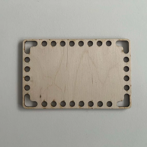 Téglalap horgolható fa alap 5 mm zsinórfonalhoz 15x10 cm